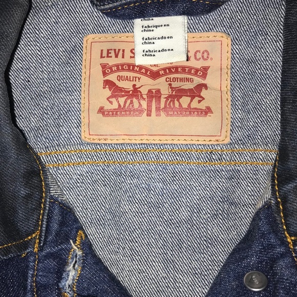 Levi’s Jean jacket - Picture 2 of 4